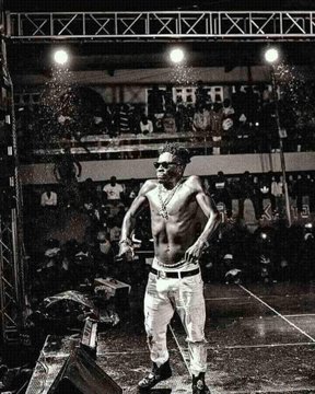 HighSpririt's tweet photo. SHATTA MOVEMENT #incoming "GIFT OF GOD ALBUM" mood for 2024 ☺😂😂😂
Charlie dem go run 🏃 🏃 😂😂😂
#GOGALBUM #KONEKTALBUM https://t.co/BXG56mlcMb