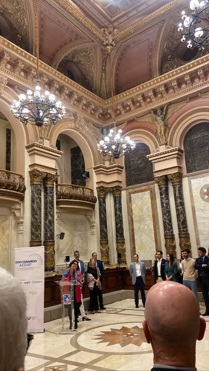 AEDAF's tweet photo. Nos encontramos en el Ayuntamiento de San Sebastián para dar la bienvenida al XXXV Congreso Nacional que se celebra del 26 al 28 de octubre 🙌📄👩‍💼

!Gracias por asistir! ✅

#XXXVCongresoNacionalAEDAF #ViveAEDAF #asesoresfiscales https://t.co/CFI3Tjq67U