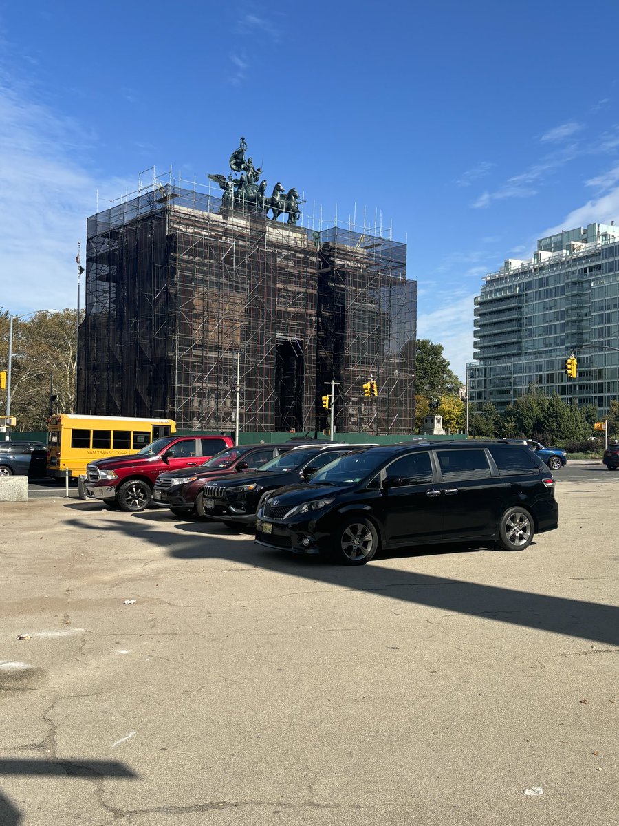 Kathy Park Price (@kathyparkprice) on Twitter photo Advocates have been asking and I learned today that <a href="/NYCParks/">NYC Parks</a> gave workers permission to park temporarily on Grand Army Plaza, where cars are not allowed. Why not dedicate existing street parking for the workers? Been going on for weeks. Please no #grandarmyparking. <a href="/TransAltBK/">TA Brooklyn (TABK)</a> Advocates have been asking and I learned today that <a href="/NYCParks/">NYC Parks</a> gave workers permission to park temporarily on Grand Army Plaza, where cars are not allowed. Why not dedicate existing street parking for the workers? Been going on for weeks. Please no #grandarmyparking. <a href="/TransAltBK/">TA Brooklyn (TABK)</a>