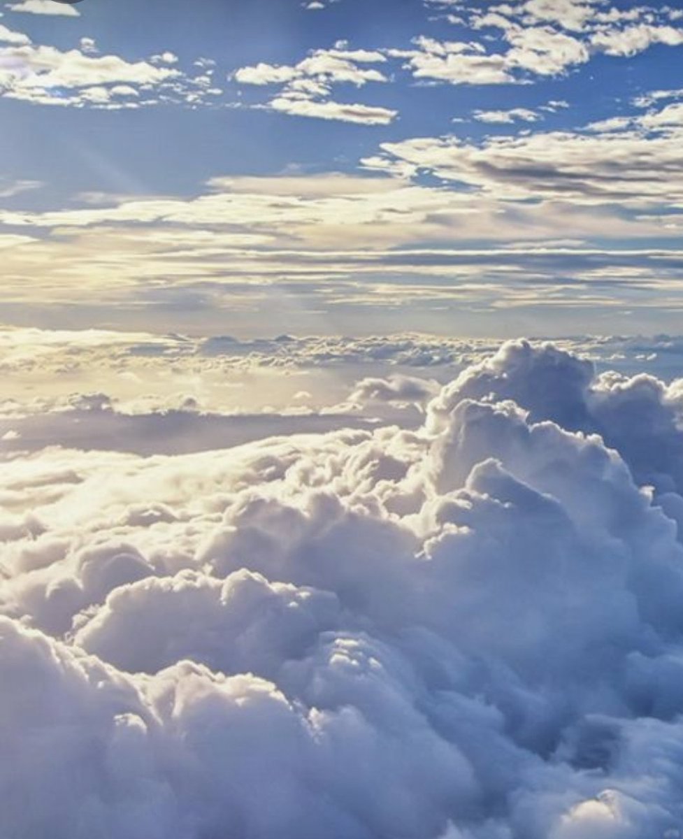 Collection_04's tweet photo. While the skies are clear and empty, the mountainous pieces of cloud do not gather together of their own accord into a great gathering of wonders, they are sent by One Who knows the living creatures. #Allah #God #Dios #Gott #Бог #Dio #Dieu #神 #परमेश्वर #Gud #하나님 #Zoti #Божа https://t.co/HP3dfVXLys