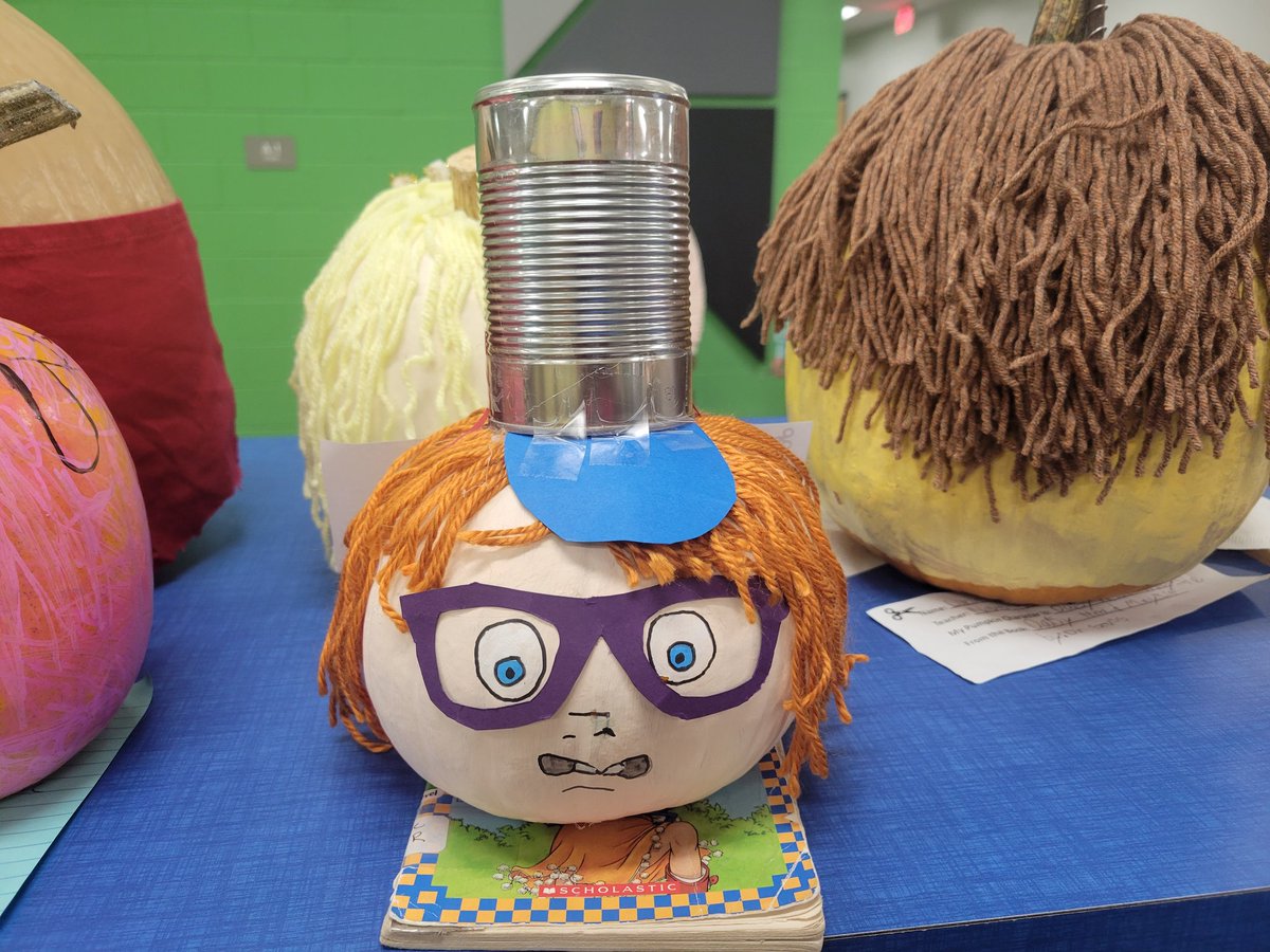 SLSDCrosby's tweet photo. The Storybook Character Pumpkin Decorating competition is getting intense. Check out some of these beauties! #findyourgreatness https://t.co/bNatz2x8XM