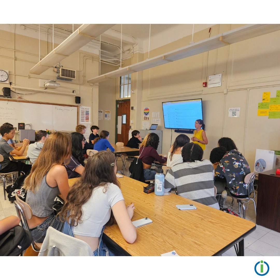 NYC iSchool tweet media
