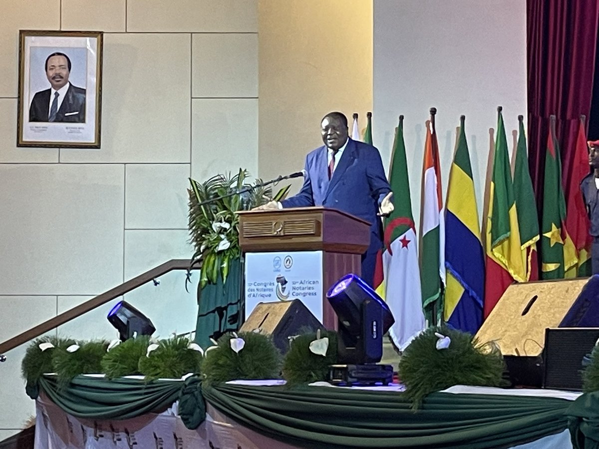 laurentdejoie's tweet image. À Yaoundé pour le Congrès des Notaires d’Afrique pour rappeler les actions des Notaires Francophones devant Ministre Justice Cameroun 🇨🇲 @Notaires_CSN @notaires44 @Presidente_CSN @ThomasNotaire @JeanVeyrac @uinl_org @ThierryVACHON @OIFrancophonie @RAmailland