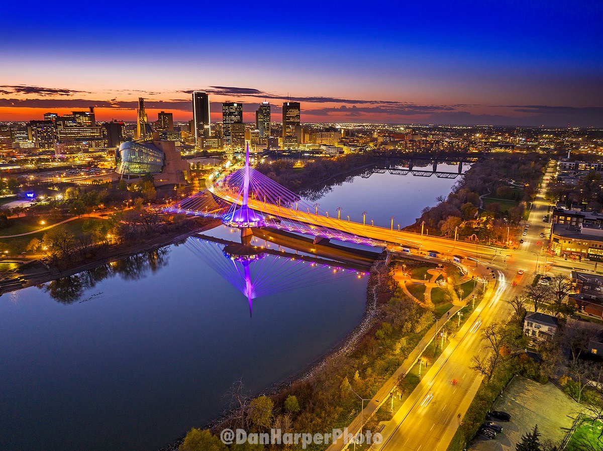 DanHarperPhoto's tweet photo. Snow may be forecast but there are still a lot of great post #sunset scenes to be seen!
#Winnipeg #TheForks #EsplanadeRiel #ProvencherBridge #WinnipegPhotographer #Drone #Aerial https://t.co/x3thjLDYk2