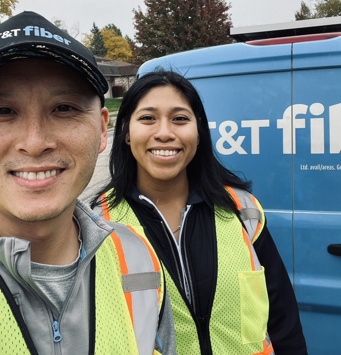 Robert Gilberd (@robertflagship) on Twitter photo The rain won’t stop Yasmin and I from spreading the good word!
#Fiberonitsway
<a href="/GarretMinaglia/">Garret Minaglia</a> <a href="/shawnglinski/">Shawn Glinski</a> <a href="/LorenMiller2004/">Loren Miller</a> The rain won’t stop Yasmin and I from spreading the good word!
#Fiberonitsway
<a href="/GarretMinaglia/">Garret Minaglia</a> <a href="/shawnglinski/">Shawn Glinski</a> <a href="/LorenMiller2004/">Loren Miller</a>