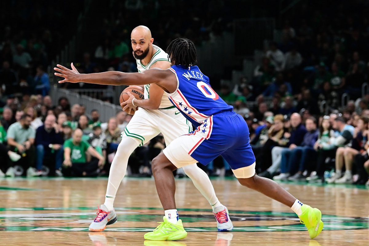 Celtics_Fra's tweet photo. Les Celtics vont probablement aligner ce cinq de départ ce soir :

Jrue Holiday
Derrick White
Jaylen Brown
Jayson Tatum
Kristaps Porzingis

La hype bordel la HYPE !! https://t.co/gZ7Hcxt2kL