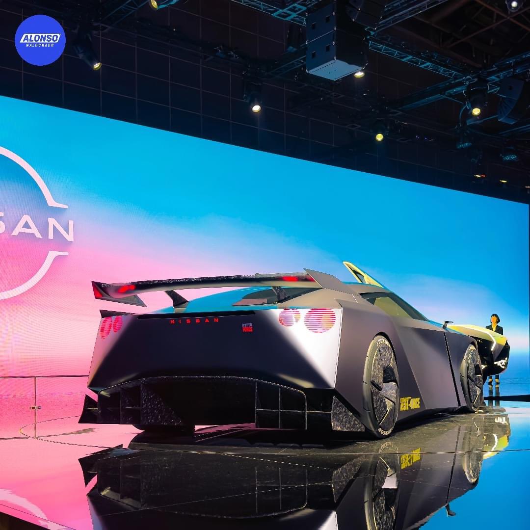 Lonso0's tweet image. 🙀 ¿Nissan GT-R eres tú? La marca presentó el #HyperForce en el Japan Mobility Show y nos adelanta su próximo súper deportivo. 👇

Es innegable la inspiración que los diseñadores tuvieron de los Skyline GT-R para crear su visión conceptual de como debería lucir en el futuro,…