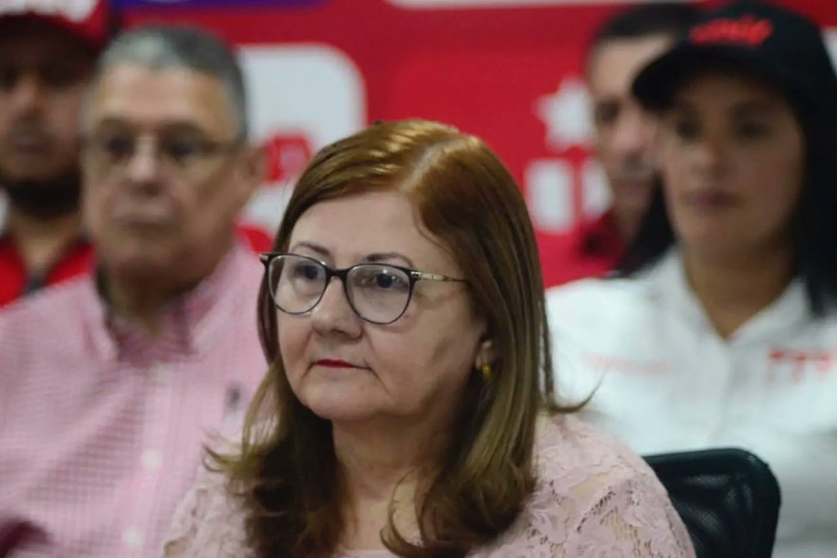 psuvlara2023's tweet photo. El PSUV en Lara, manifestó que en la jornada del pasado domingo no participaron todos los partidos políticos de la oposición, sino solamente aquellos que avalaban a la dirigente de la extrema derecha.

@NicolasMaduro 
@dcabellor 
@JacquelinePSUV
@AdolfoP_Oficial 
@PartidoPSUV https://t.co/DkYUth1OVL