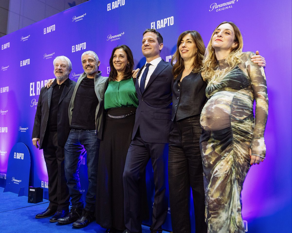 paramountplusar's tweet photo. Algunas postales de una jornada maravillosa de la mano de el elenco de #ElRapto y muchos invitados especiales 💙 https://t.co/z1lk7Ner29