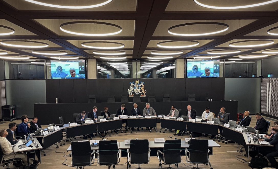 This has to be one of the most beautiful Council Chambers in the country - the @TowerHamletsNow town hall - supported across the political spectrum - and first conceived in 2015, and completed in 2023 - is simply a stunning building ! @AHMMArchitects @BouyguesUK #shapingfutures