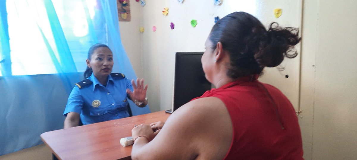 Canal4Ni's tweet photo. Policía Nacional inaugura segunda Comisaría de la Mujer y la Niñez en Granada, #Nicaragua #noticias #multinoticias 
https://t.co/kjAvRorZ2D https://t.co/8ZEEd9dlRt