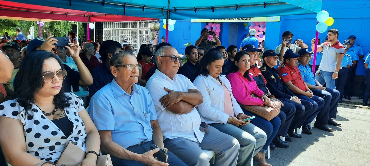 Canal4Ni's tweet photo. Policía Nacional inaugura segunda Comisaría de la Mujer y la Niñez en Granada, #Nicaragua #noticias #multinoticias 
https://t.co/kjAvRorZ2D https://t.co/8ZEEd9dlRt