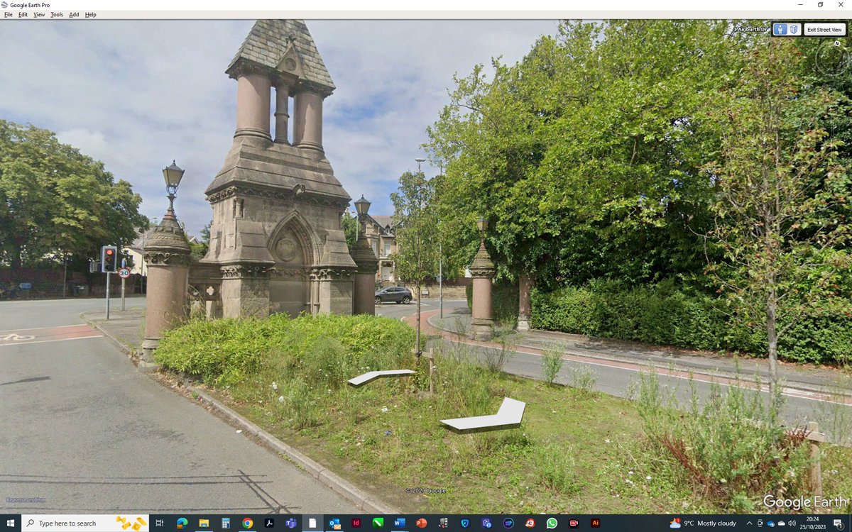 LovingLarkLane's tweet photo. @lpool_LSSL Since its the planting season, can you move 1 of the trees planted a couple of years ago at Aigburth Drive

It's far too close to the Grade One Listed gateway structure.  In obstructs it visually &amp; will damage it in time

There's space to replant it at the other end of the line https://t.co/UwnmKOdBeQ