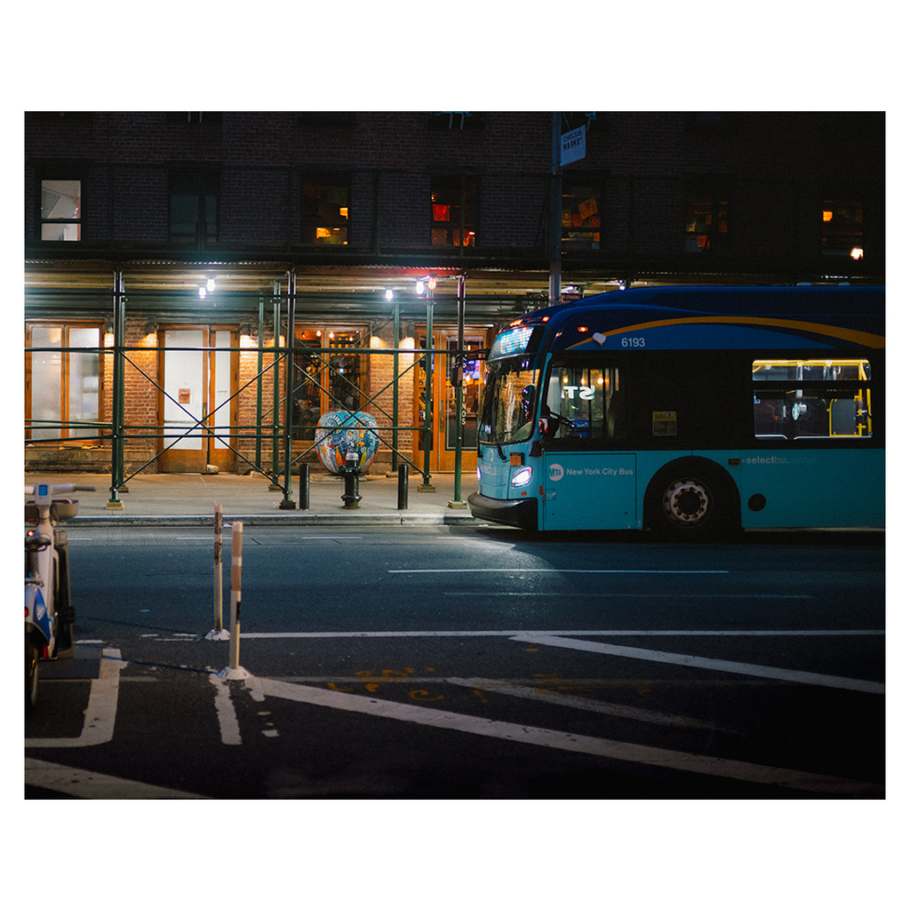 Hudson Street

🗓️ August 22 2023

📍Manhattan | New York City

#streetphotography #bluebus #nightwalking #newyorkcity #manhattan #hudsonstreet #leica #m11 #35mm instagr.am/p/Cy1TzTeRqho/