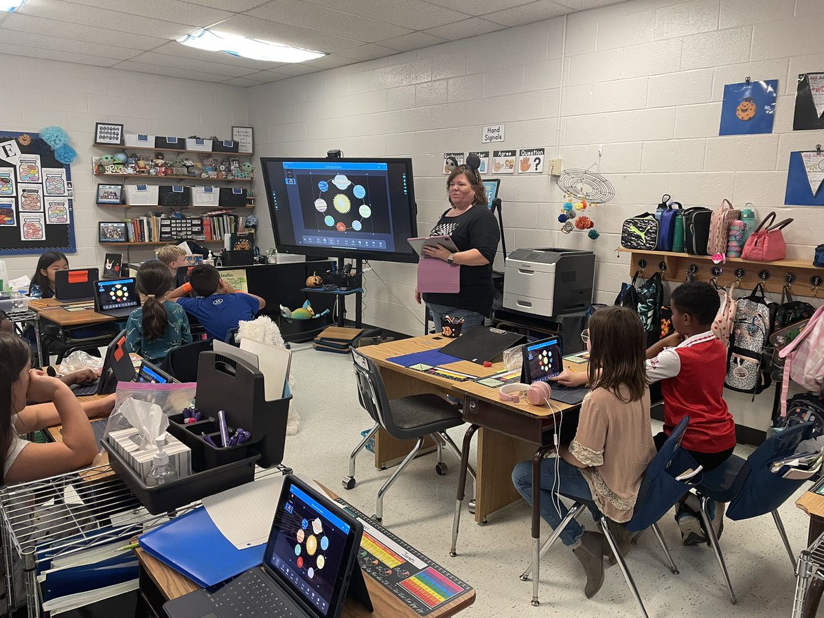 Ellendale Third Grade tweet media