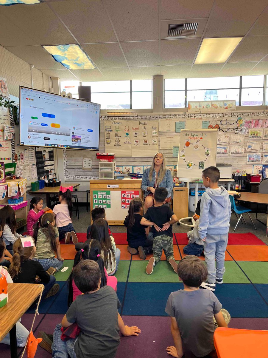 Ms. Yoshi’s students are experimenting with pumpkins. They also learned about the pumpkin’s life cycle.