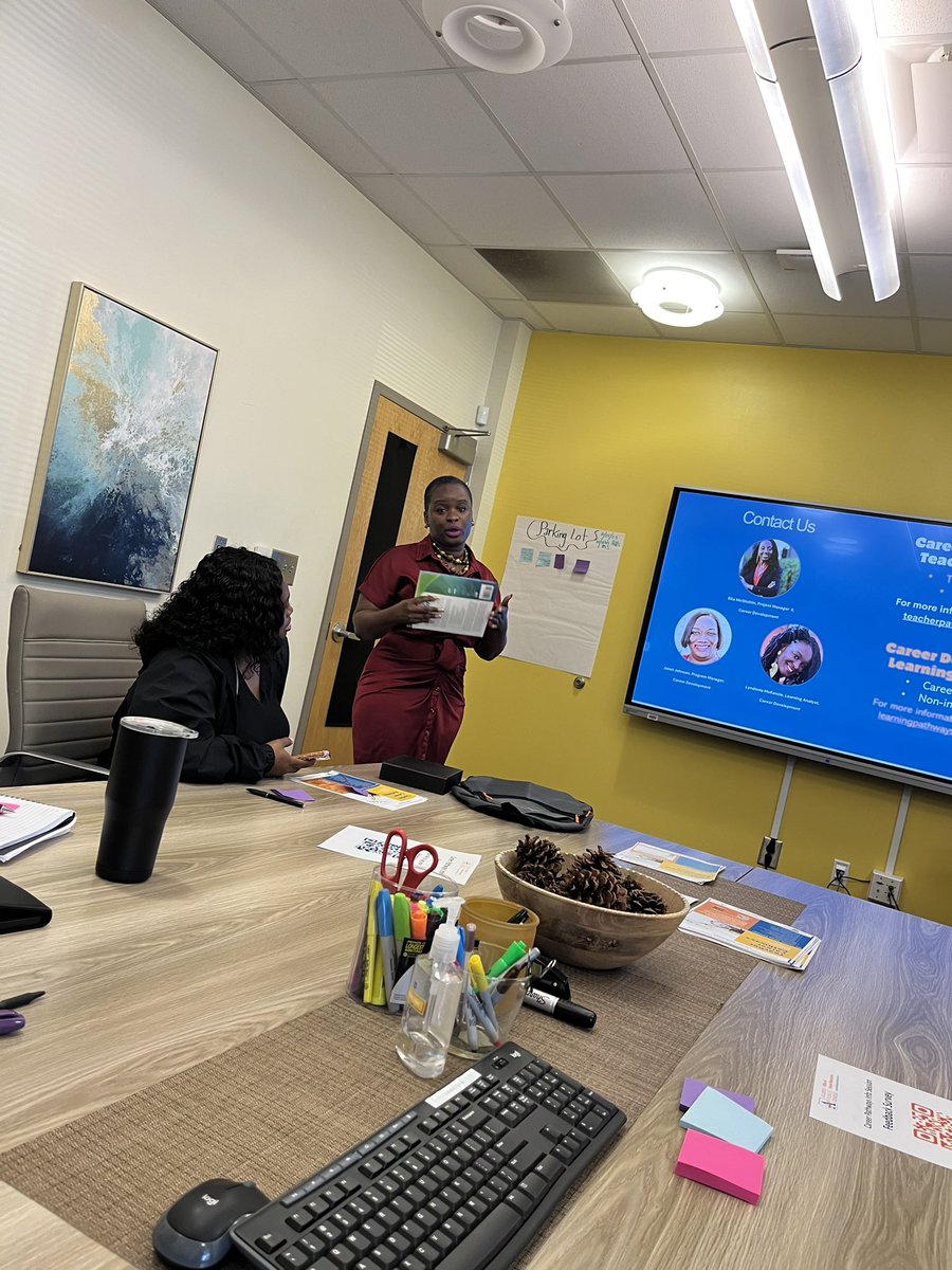 JoinTeamAPS's tweet photo. @APSSylvanHills @MrGuilford_SHMS and his support staff took a successful trip down the HR Talent Mgmt. Career Pathways today. Preparation + Opportunity = Success!Thanks for hosting the HR Career Development team. https://t.co/030DZzyRe3