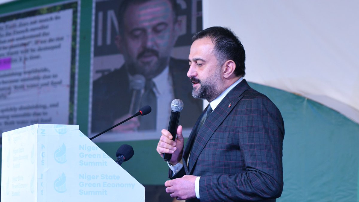 trkkb's tweet photo. Afrika'nın en büyük ekonomi ve nüfusuna sahip ülkesi Nijerya'da, Nijer Eyaleti tarafından düzenlenen @nsgreensummit Yeşil ekonomi Zirvesi'nde TKKB ve AKK Başkanı @halilibrahimy_ "Sürdürülebilir Tarım" başlıklı oturumda konuşmacı olarak yer aldı.
#NigerStateGreenSummit 🌿🌍 https://t.co/97nKuVWS4l