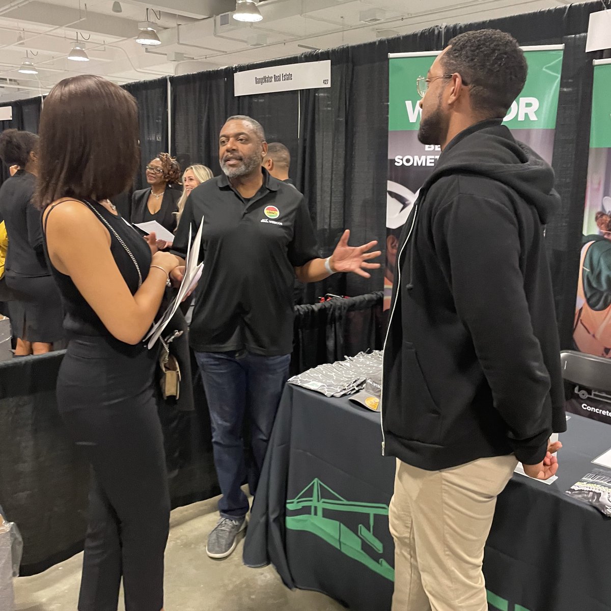 Members of The Collective (Webcor's ERG for Black employees) recently traveled to the Atlanta University Center Consortium's career fair to connect w/ dozens of promising engineering students from HBCUs: Spelman College, Morehouse College, and Clark Atlanta University! #WhyWebcor