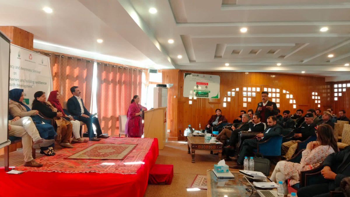 baqartaihan's tweet image. Attended seminar by AKDN &amp;amp; Social Welfere department govt of GB at Darbar hotel karimabad on  "promoting positive behavior in youth &amp;amp; mental health challenges !

#AKDN
#DarbarHotel
#RupaniFoundation
#MentalHealth
#PositiveBehaviorInYouth
#WelfereDepartment
#GovtOfGB