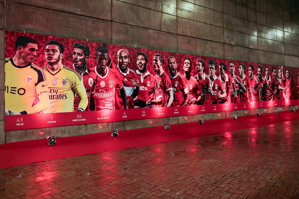 Foi inaugurado o 'Mural dos Campeões' na Luz 🦅