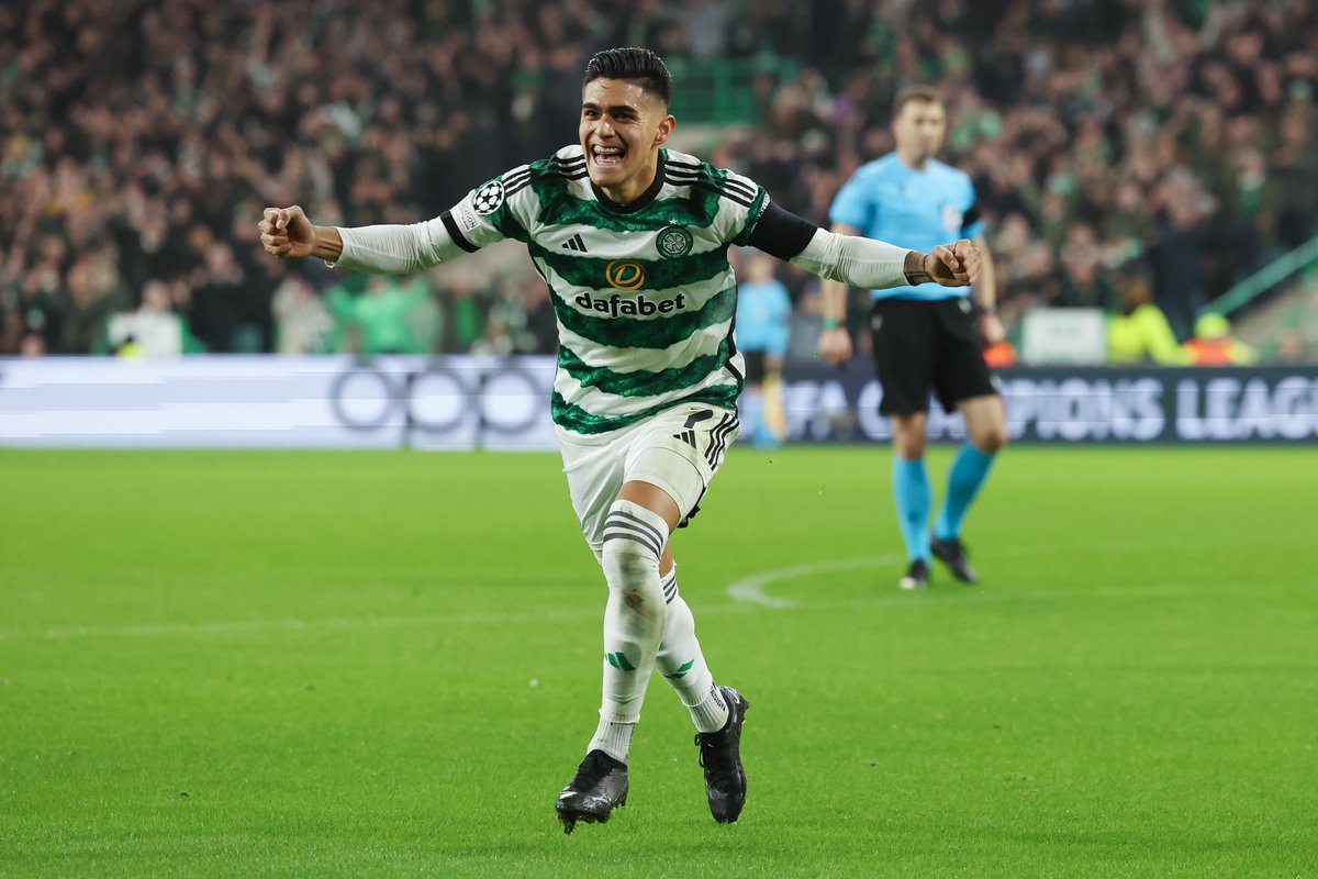 LigadeCampeones's tweet image. ☘️ 🇭🇳 ⚽️ 😍️

#UCL