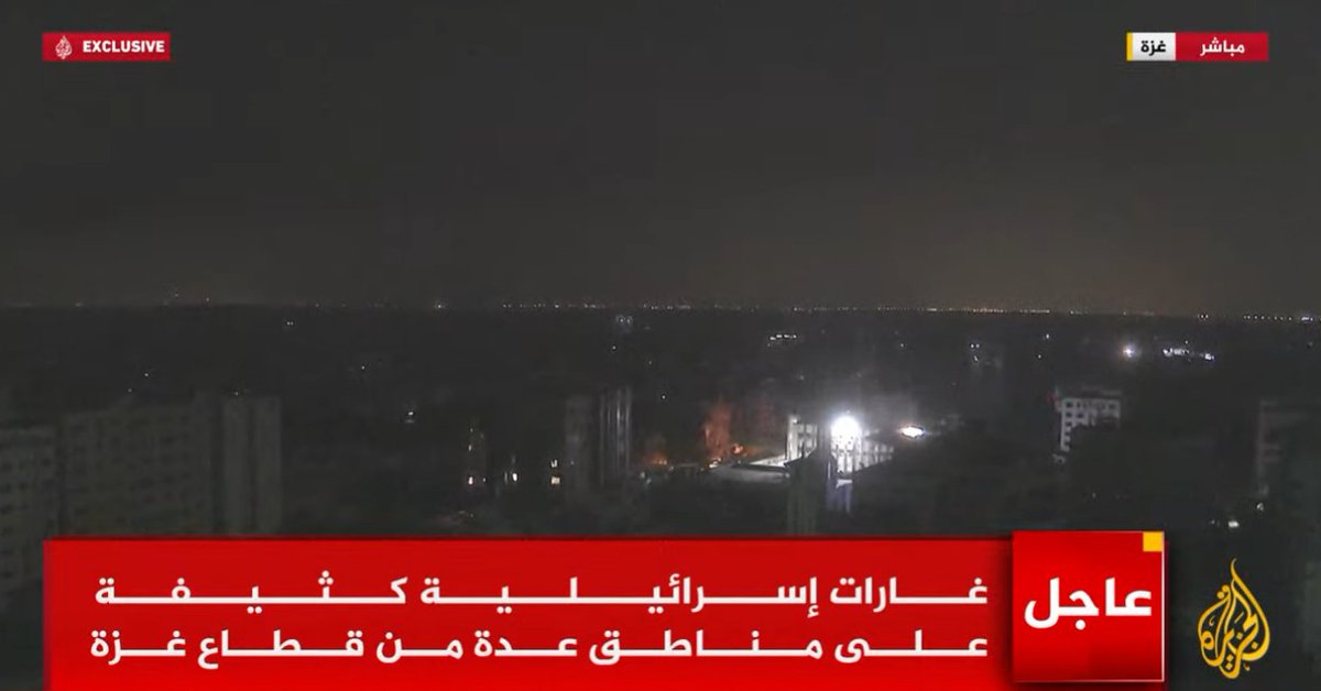 george_canawati's tweet photo. #BREAKING ongoing continuous intensive violent #Israeli_occupation #airstrikes against innocent civilians in various parts #Gaza #GazaUnderAttack #CeasefireNOW #عاجل  #قصف متواصل وعنيف يشنه طيران الاحتلال في ��ذه اللحظات على المدنيين الأبرياء في أنحاء متفرقة #غزة #غزه_تحت_القصف https://t.co/kMuCzz2n7e