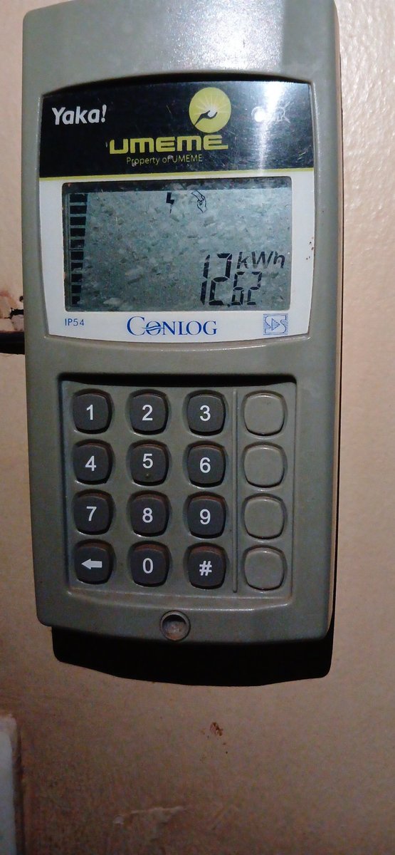 coachhellen_'s tweet photo. @UmemeLtd my house has no electricity and yet my YAKA meter seems to be on. I'm the only person in the neighbourhood without electricity. What is this about and can you please offer a solution? https://t.co/PfAuUR0S7G
