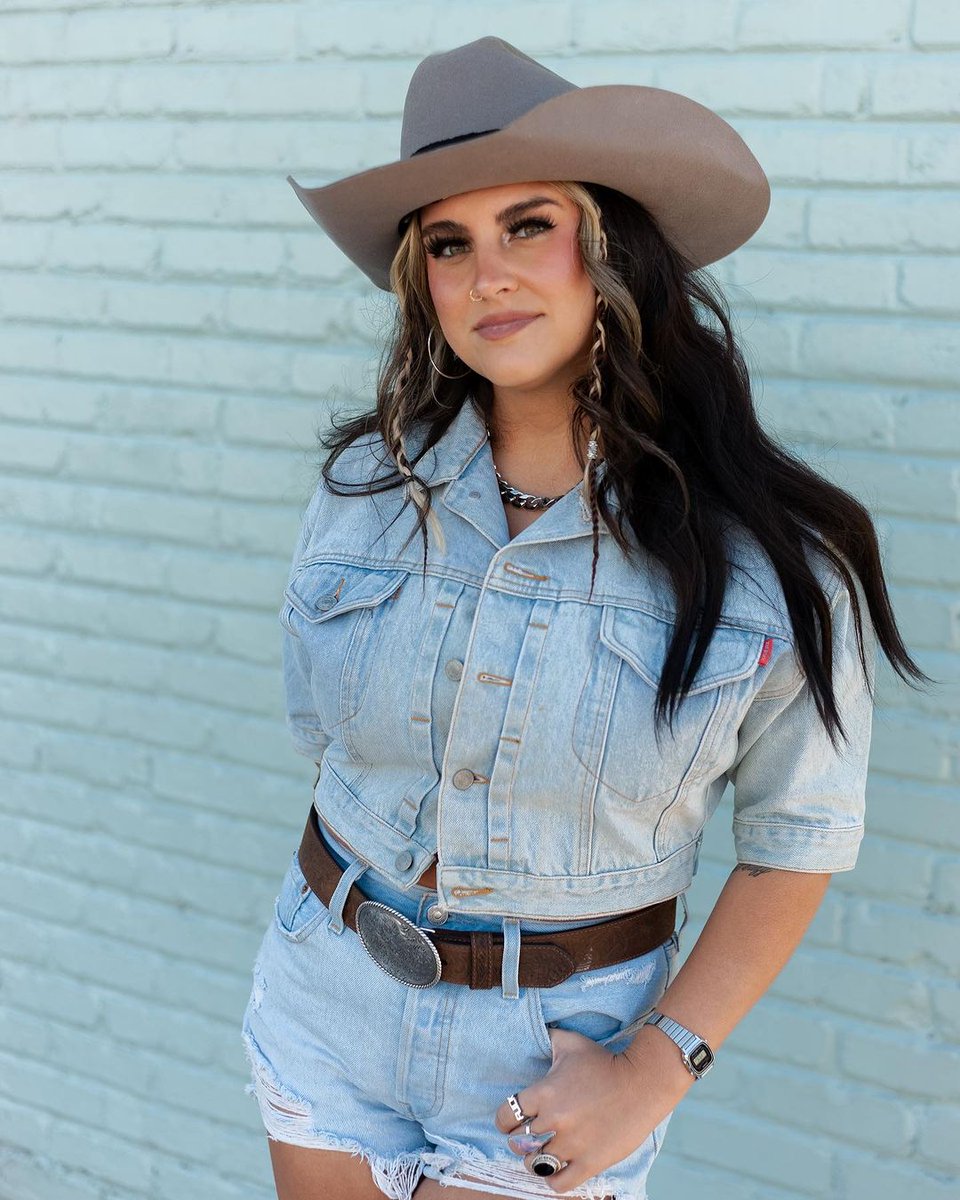 <a href="/TheNormanNorth/">Norman North</a> | LMG Records
<a href="/tayloraustindye/">Taylor Austin Dye</a>  | LMG Records