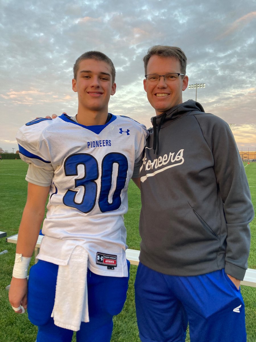 mr_swarr's tweet image. Loved watching @simon_swarr play for @LSFootball1 this year