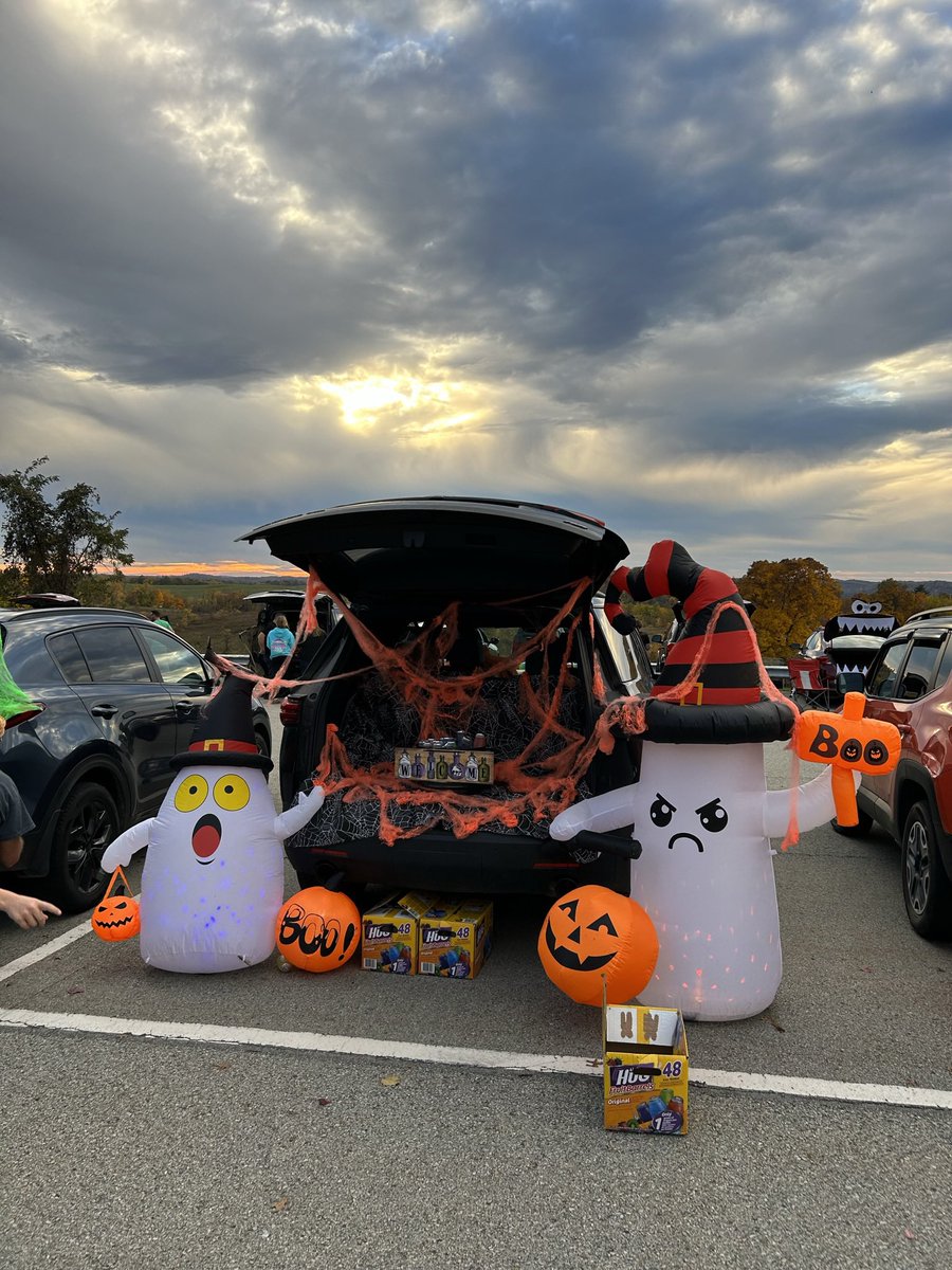 Wm Penn Elementary tweet media