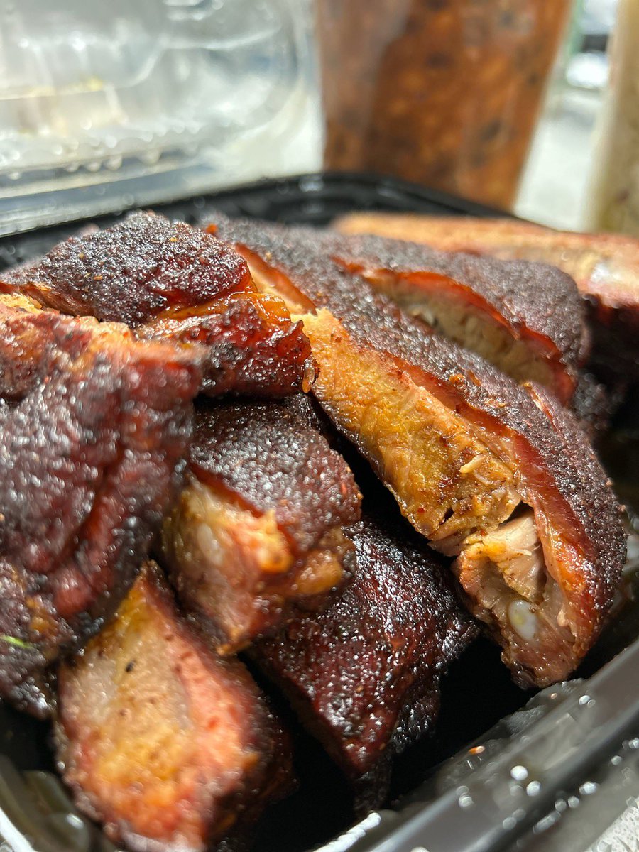 AltitudeSR's tweet photo. A special thanks to @GQueBBQ for feeding the afternoon fellas today and all the way into the Avs and Nuggets seasons!
#BeefTweets @NateKreckman @Andy_Lindahl https://t.co/8HXG8sRmSM