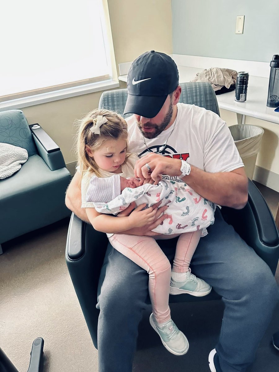 Mark Hess tweet media