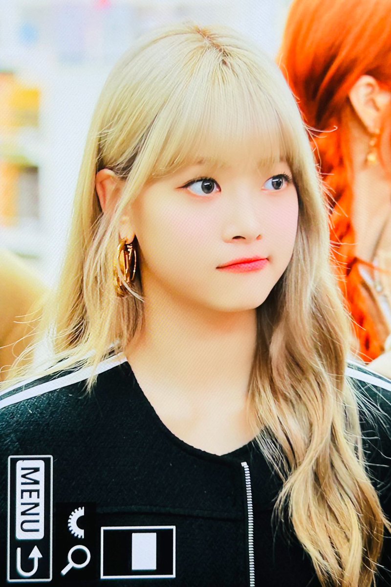 오늘 공항 레전드야 진짜 이뽀🥹🥹