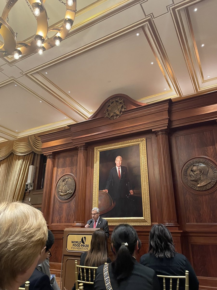 PflaumerGISA's tweet image. A day filled with roundtable discussion and Borlaug Dialogues. Finishing things off with a tour of the Hall of Laureates.