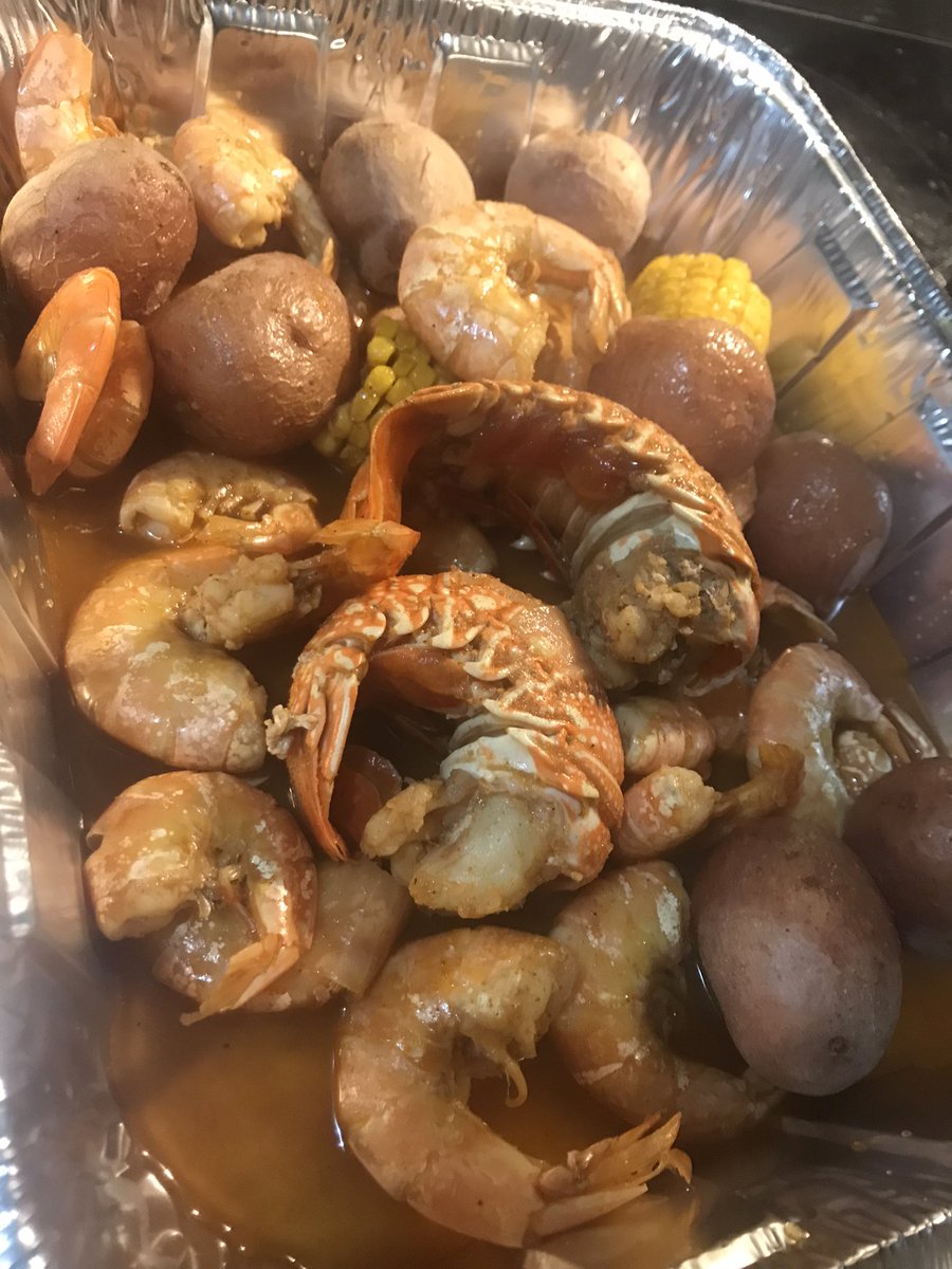 Made a shrimp lobster boil with potatoes and corn 😋