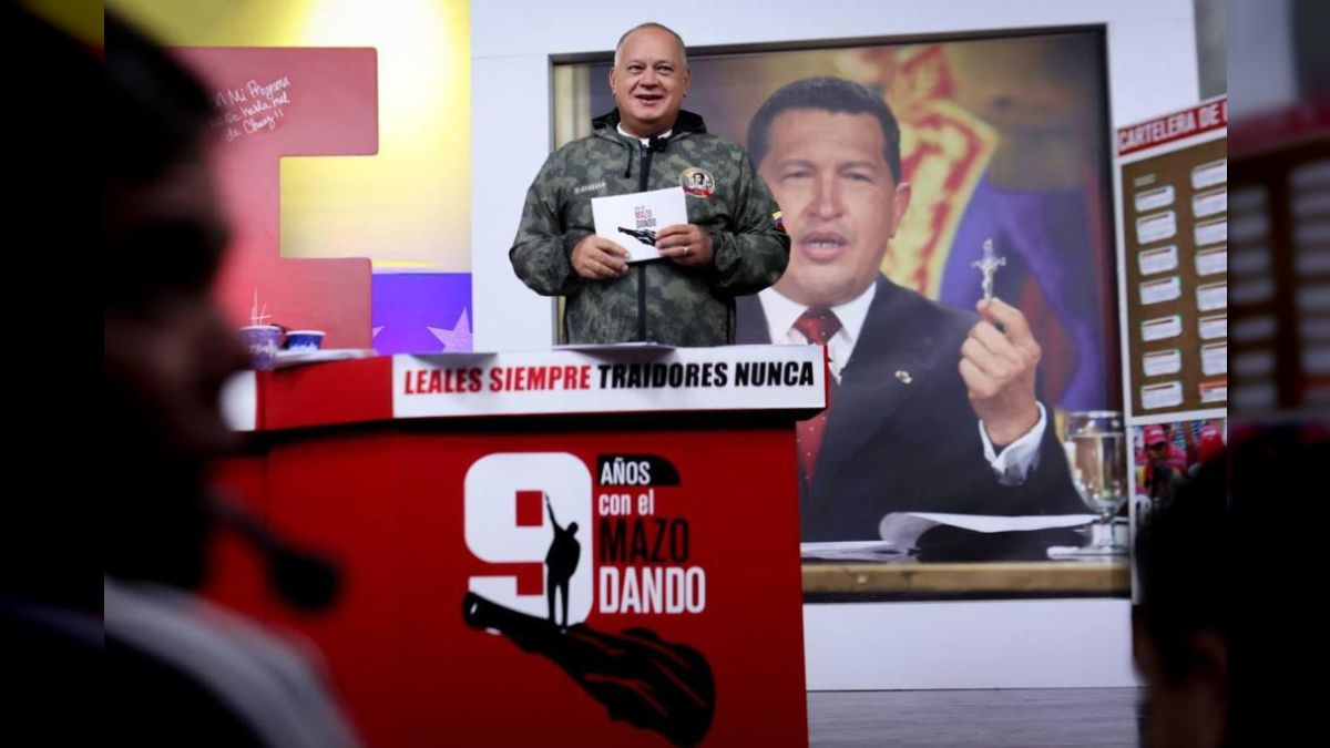 RicardoInterni1's tweet photo. 🔥‼️ Importante ‼️🔥

Cabello: No hay ni una sola posibilidad que las personas inhabilitadas participen en una elección

#AsíChillesOPataleesNoVas #25Oct
https://t.co/CGYuCXlBnw https://t.co/NvTsqddCYW