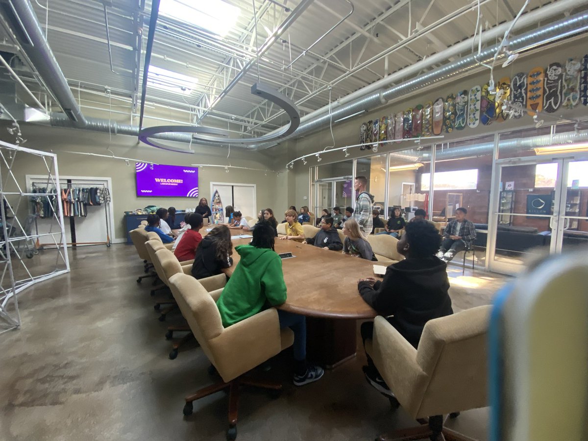 TheLarkspurMS's tweet photo. Thank you so much #rp55, #akoo and #billionaireboysclub for having our AVID 6th graders yesterday! They learned so much! #collegeandcareerreadiness https://t.co/iQnXifrGYg