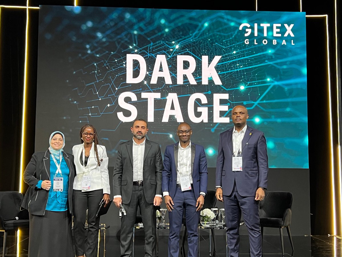 JoeLukwago's tweet image. I also joined a panel on 'The Cyber Battlefield of Industries' with top cybersecurity experts.
At @Rural_Inclusion, we believe in tech's potential to enhance productivity, efficiency, and sustainability across sectors. But, inclusivity in design is vital to leave no one behind.