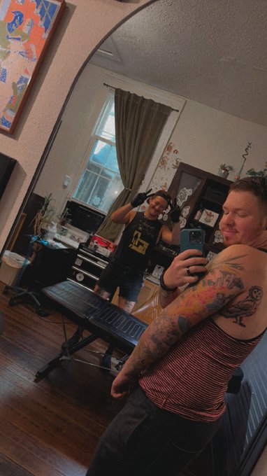 New tattoo 💅🏻 🦉 https://t.co/xGUxSQUhrK