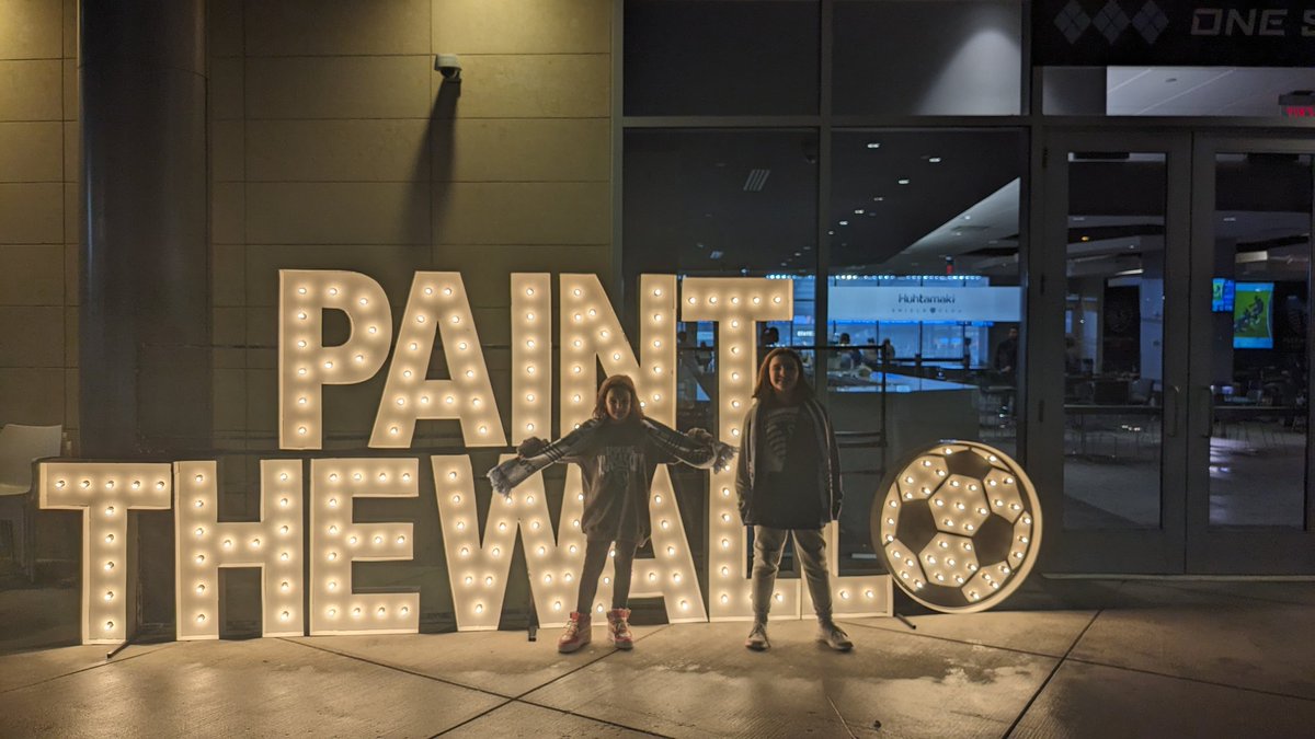 These kids want to see #SportingKC #PaintTheWall!!!