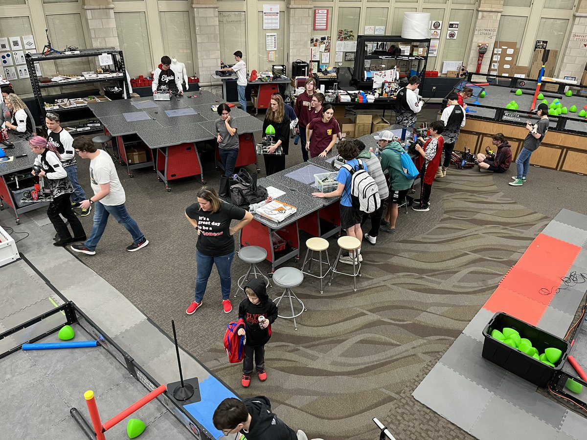 ALHSRobotics's tweet image. 2023-2024 Robotics season has begun.  Successful start to the season!