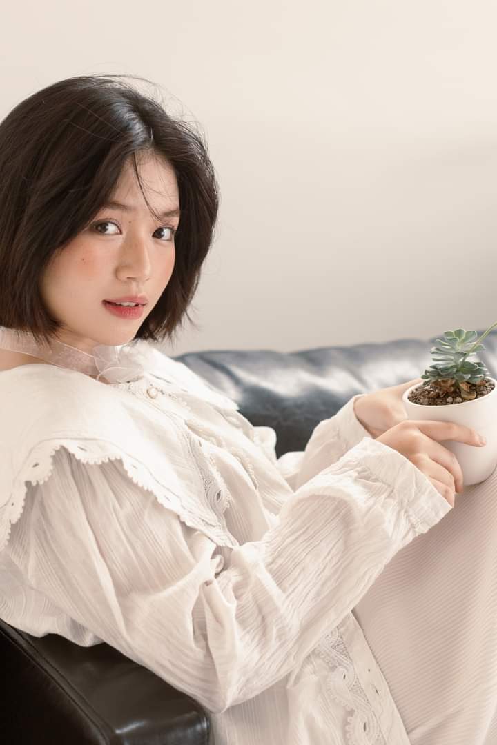 TrangBoorin's tweet photo. Thứ duy nhất không cần cố gắng mà vẫn có thể có được là “tuổi tác“ 😂
Thật sự “thanh xuân” của mọi người ở trong mắt chúng tôi… rất đẹp 🥰🥰
--------------------------
#TrangBoorinMakeUp
#lookbook #đàotạomakeup #makeup #makeuplookbook  #makeuptiec #tiec #tiệc #event #côdâu #codau #cuoi #Cưới #makeuplooks #makeupoftheday #bride #makeupartist #makeupbride #bridal