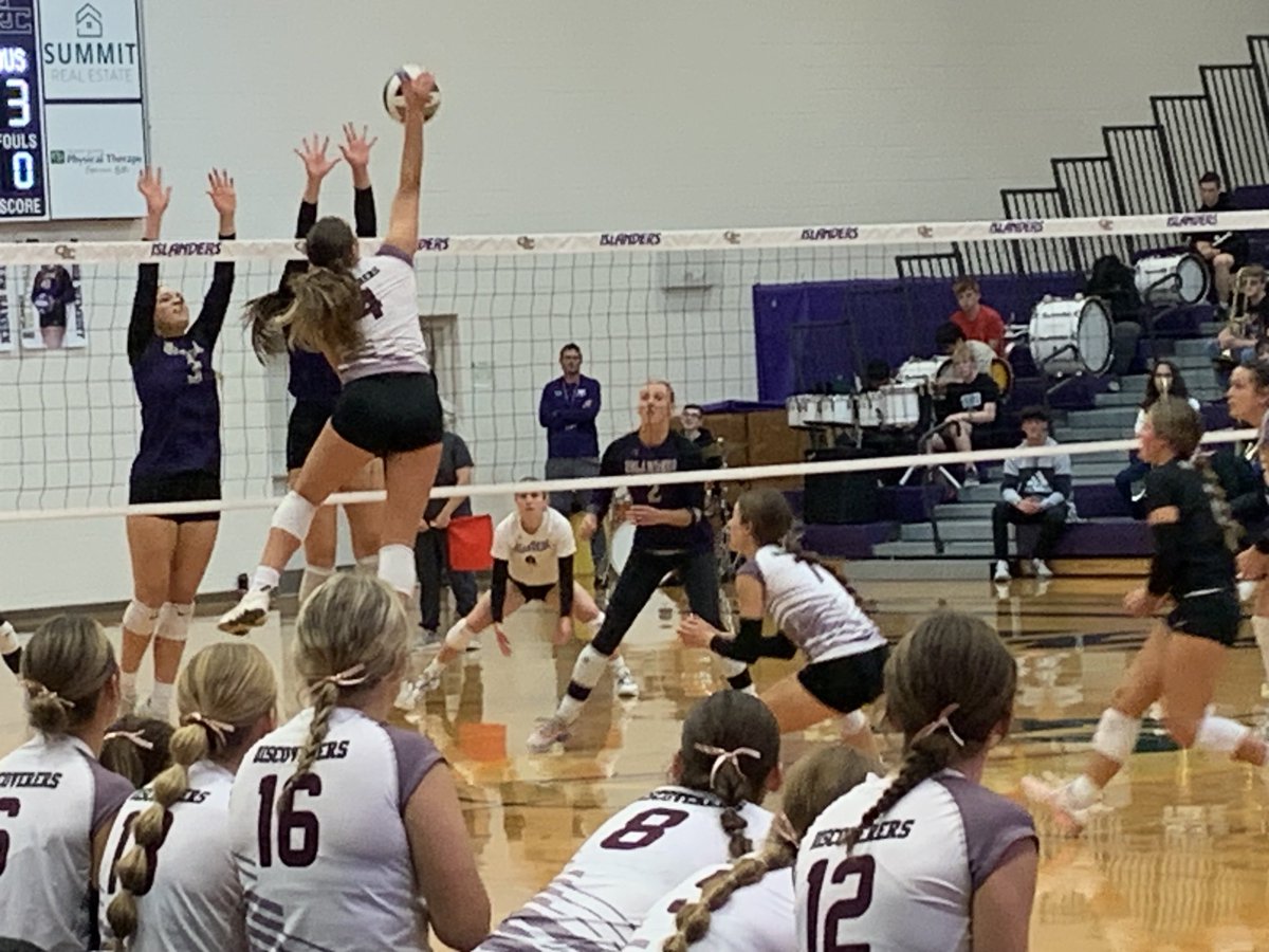 tkwapnioski's tweet photo. Congratulations to the ⁦@DiscovererWay⁩ #VBTeam for their Runner-Up finish in the A-5 District VB final.  Lots to be proud of and to build off of for 2024.  #GoDiscoverers #TheDiscovererWay #ThanksSeniors ⁦@CTelegramSports⁩ ⁦@nsaaevents⁩ https://t.co/BenjQhJrFt