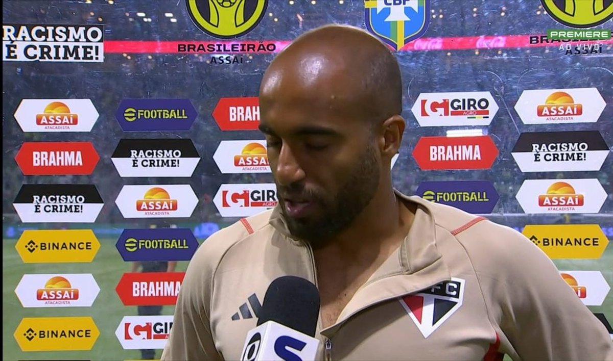 corneta_1914_'s tweet photo. " Não teve como, sempre que o São Paulo joga aqui no Allianz tomamos uma goleada, somos humilhados, o Palmeiras sempre faz questão de pisar na gente e massacrar, eu assumo, nós somos filhos dele. A Copa do Brasil só foi um detalhe infeliz, mas a realidade é sempre essa aqui." 

- Cabeça de lua cheia, na SporTV.