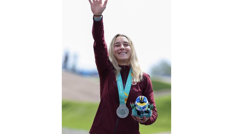 Red Deer BMXer Molly Simpson wins silver medal at first Pan American Games dlvr.it/SxxwNh