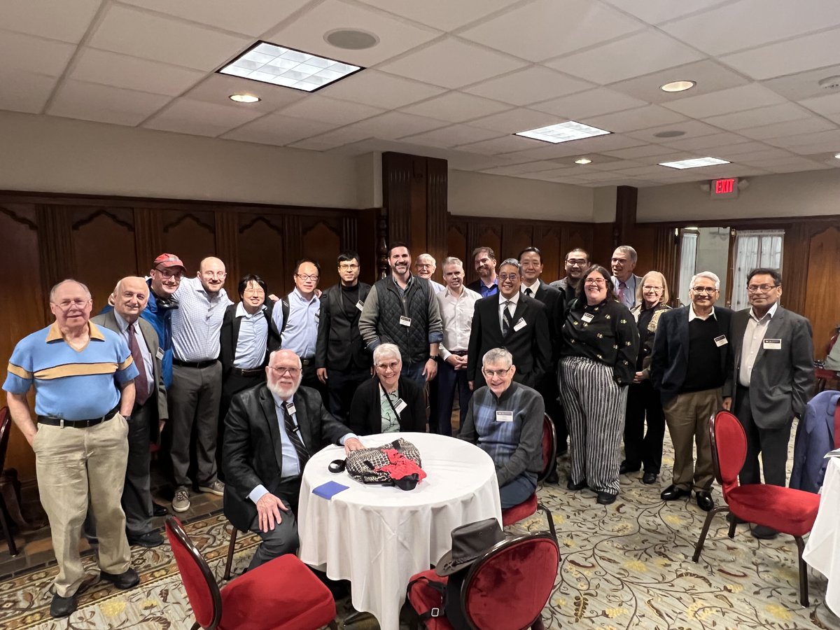 Thanks to Shirli Kopelman for organizing a terrific event on Friday in memory of our colleague &amp; friend, Dr. Raoul Kopelman.

We celebrated research by scholars who highlighted how their contributions were touched by collaboration with &amp; mentorship by Dr. Kopelman. #UMich #PChem