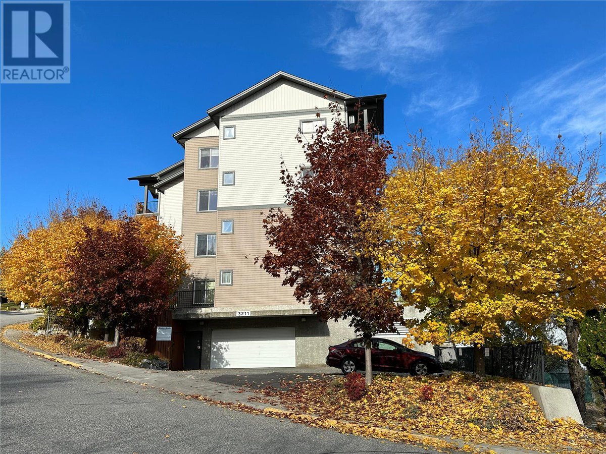 DefeoRealEstate's tweet image. New Listing😀💯
20 3211 Centennial Drive, Vernon BC - Terrific Corner Unit in Aberdeen Heights! $429,500 - 3 beds + 2 baths, great views! Call Don Defeo at 250-558-8762 for more info!

tinyurl.com/ycy7pd2y