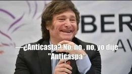 conejoarias's tweet photo. No se que esperan los creativos de las marcas de shampoo que no usan el cantitoooo. "La Caspa tiene miedooo, la caspa tiene mieeedooo..." https://t.co/29OapU3aKQ