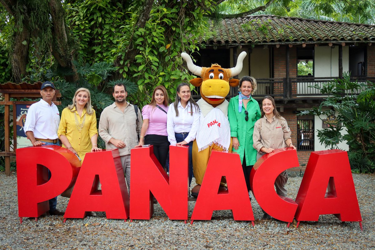 Asistimos al lineamiento de bienestar animal en actividades turisticas, charla impartida por Natalia Del Pilar Camargo, líder de turismo social, accesibilidad e inclusión.